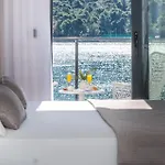 Willa Seafront With Modern Interior *