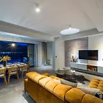 Willa Seafront With Modern Interior Slano