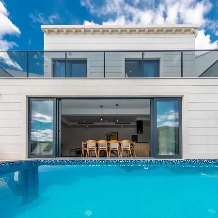 Seafront With Modern Interior