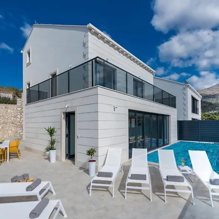 Seafront With Modern Interior *